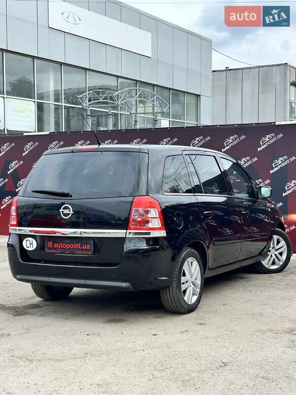 Минивэн Opel Zafira 2011 в Сумах