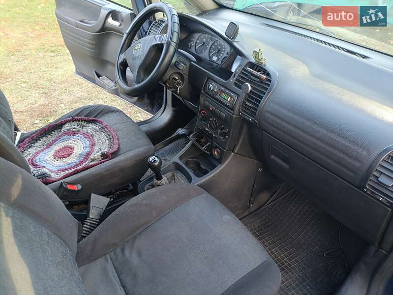 Мінівен Opel Zafira 2000 в Сумах фото 6 Мінівен Opel Zafira 2000 в Сумах