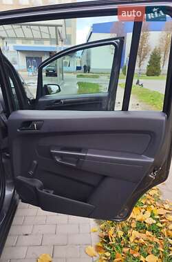 Мінівен Opel Zafira 2009 в 