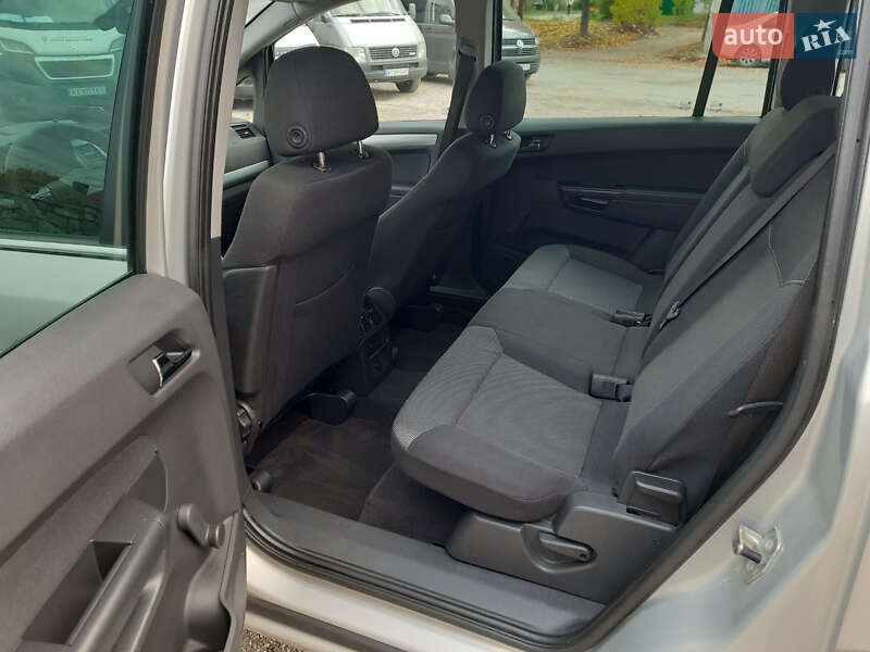 Минивэн Opel Zafira 2010 в Калуше фото 9 Минивэн Opel Zafira 2010 в Калуше