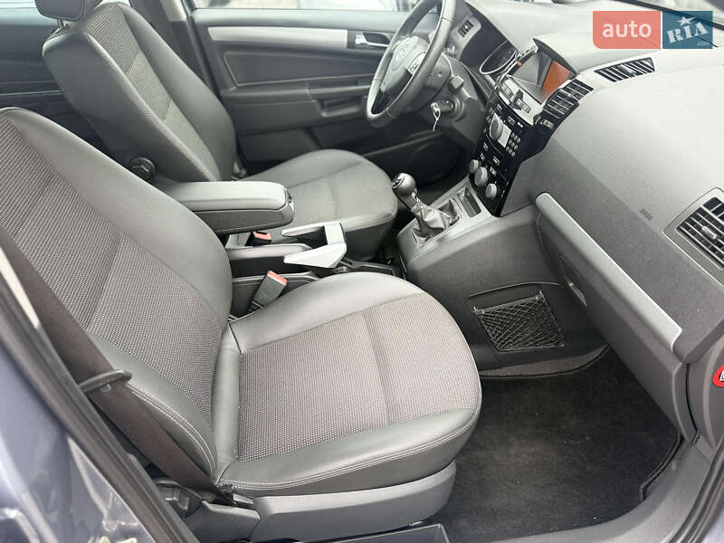 Минивэн Opel Zafira 2011 в Виннице фото 17 Минивэн Opel Zafira 2011 в Виннице