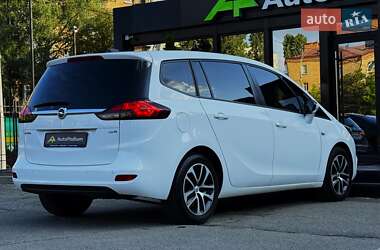 Минивэн Opel Zafira 2018 в 