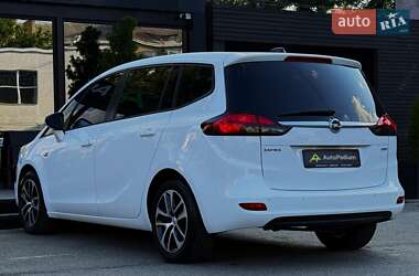 Минивэн Opel Zafira 2018 в 