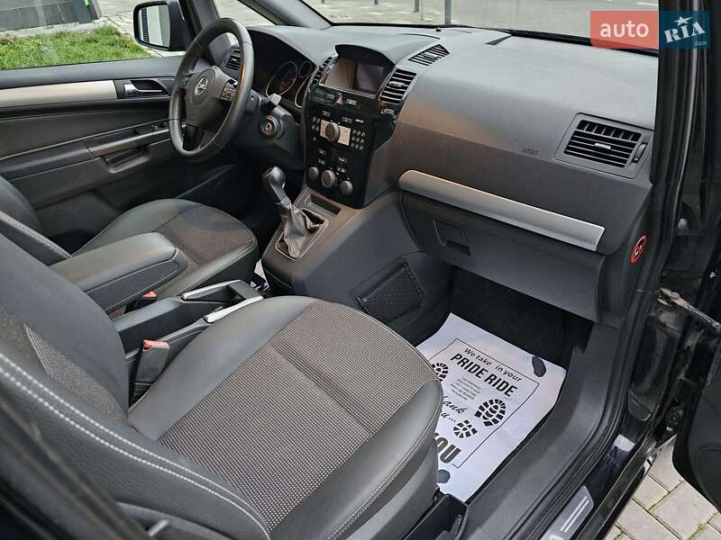 Мінівен Opel Zafira 2010 в Львові фото 18 Мінівен Opel Zafira 2010 в Львові