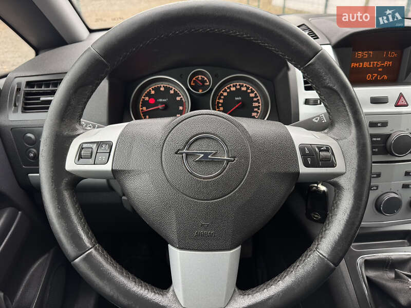 Минивэн Opel Zafira 2009 в Умани