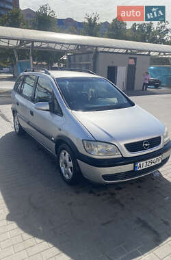 Мінівен Opel Zafira 2000 в Білій Церкві