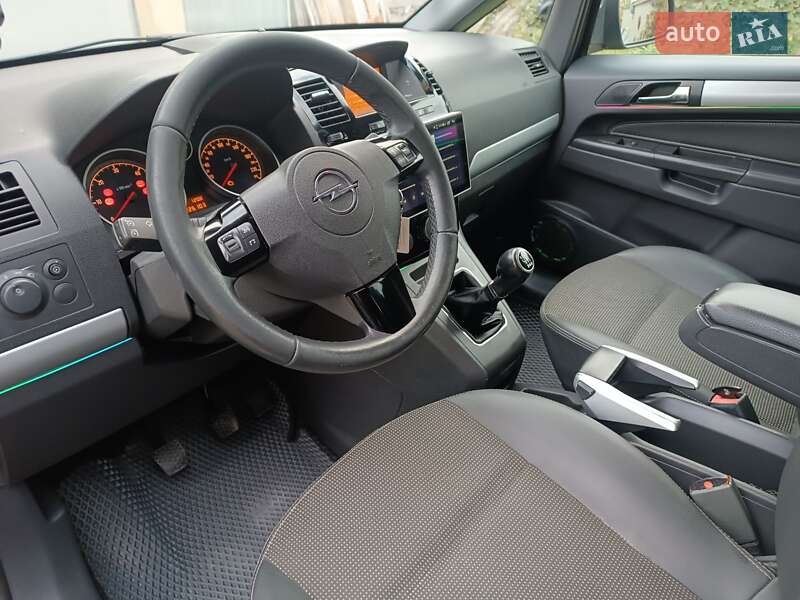 Минивэн Opel Zafira 2011 в Шаргороде фото 15 Минивэн Opel Zafira 2011 в Шаргороде