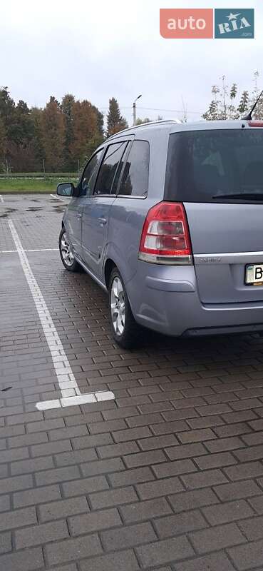 Минивэн Opel Zafira 2011 в Дубно фото 7 Минивэн Opel Zafira 2011 в Дубно
