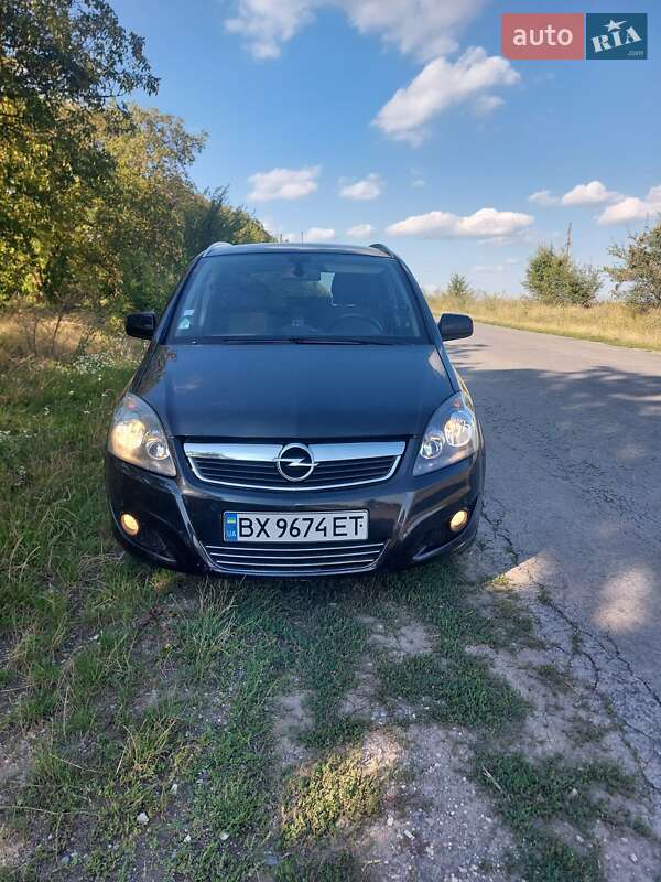 Opel Zafira 2012 Opel Zafira 2012