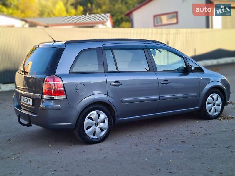 Мінівен Opel Zafira 2006 в Житомирі
