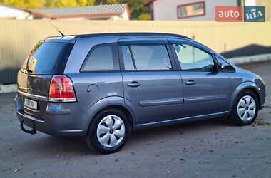 Минивэн Opel Zafira 2006 в  фото 3 Минивэн Opel Zafira 2006 в
