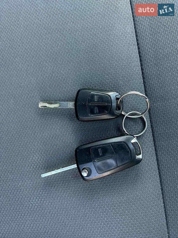 Минивэн Opel Zafira 2008 в Полтаве