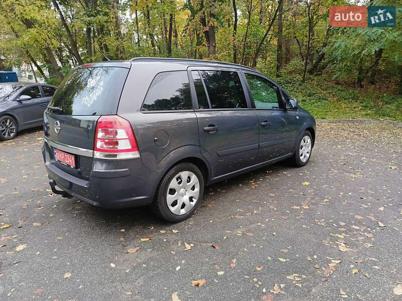 Минивэн Opel Zafira 2014 в Киеве фото 9 Минивэн Opel Zafira 2014 в Киеве