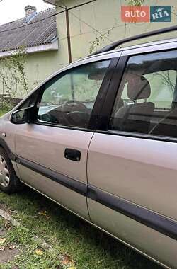 Минивэн Opel Zafira 1999 в 
