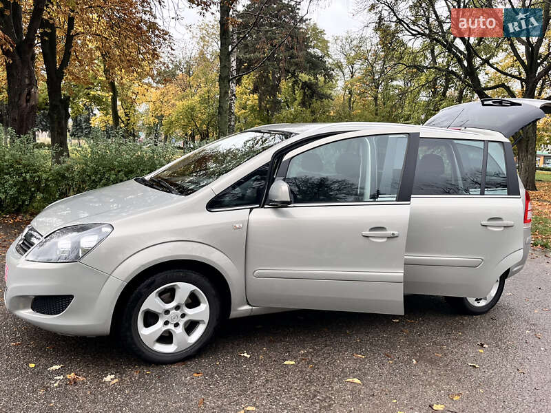 Мінівен Opel Zafira 2011 в Білій Церкві фото 19 Мінівен Opel Zafira 2011 в Білій Церкві