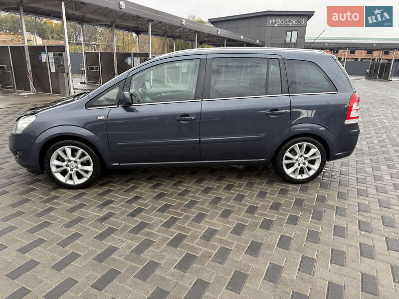 Минивэн Opel Zafira 2010 в Полтаве фото 3 Минивэн Opel Zafira 2010 в Полтаве