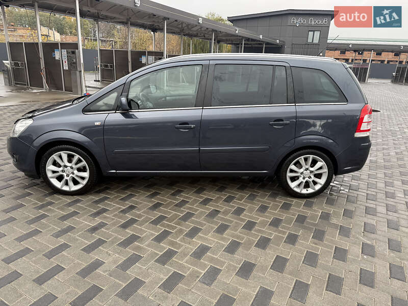 Минивэн Opel Zafira 2010 в Полтаве фото 10 Минивэн Opel Zafira 2010 в Полтаве