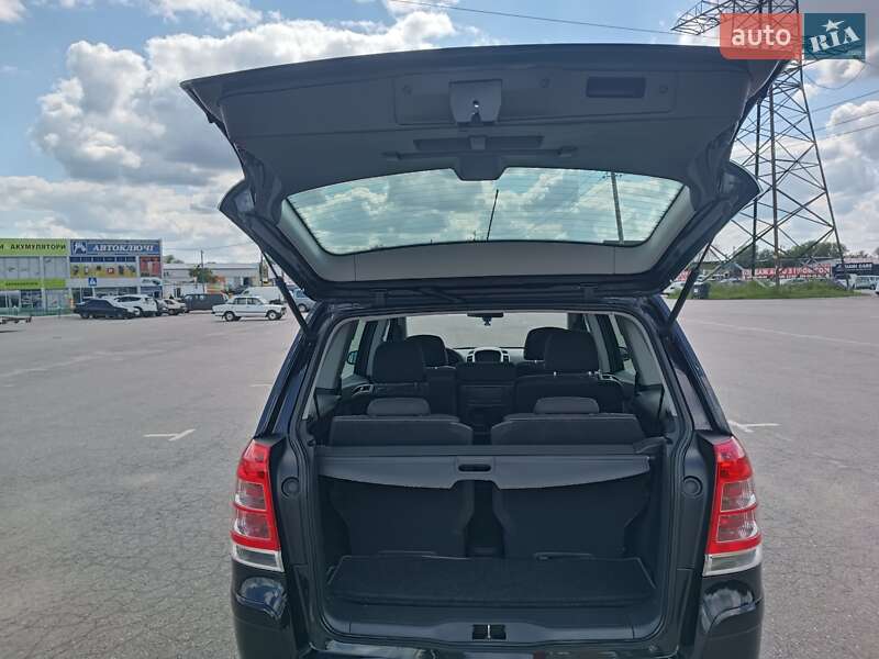 Минивэн Opel Zafira 2010 в Харькове фото 14 Минивэн Opel Zafira 2010 в Харькове