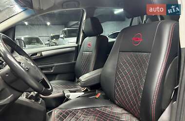 Мінівен Opel Zafira 2010 в 