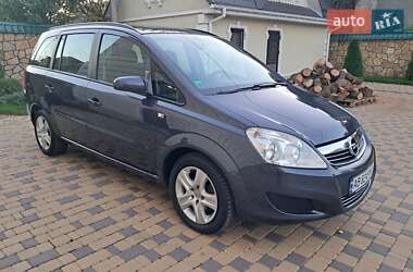 Минивэн Opel Zafira 2009 в 