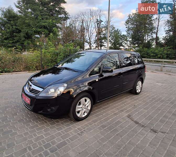 Opel Zafira 2011 Opel Zafira 2011