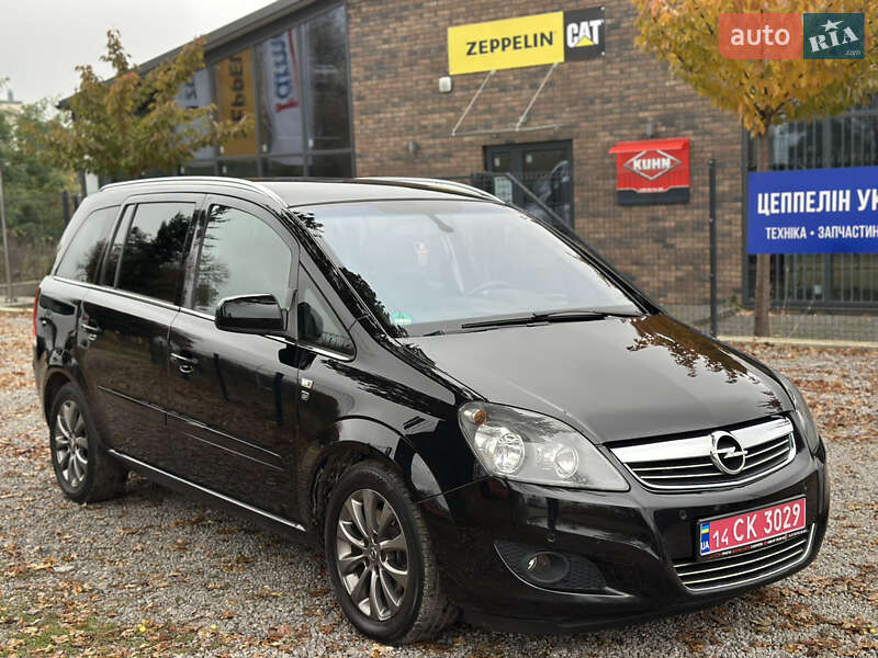 Минивэн Opel Zafira 2010 в Виннице