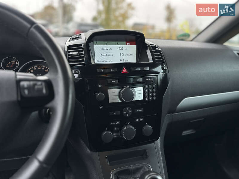 Минивэн Opel Zafira 2010 в Виннице