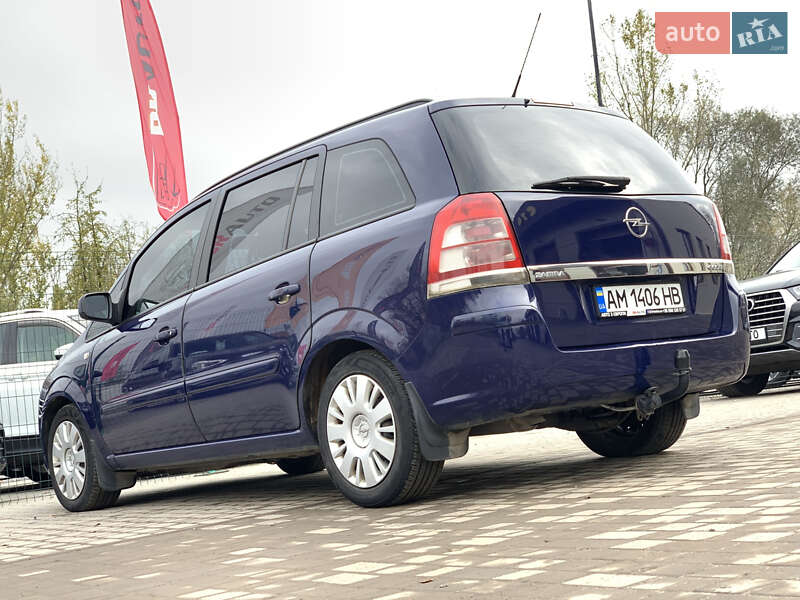 Минивэн Opel Zafira 2011 в Бердичеве фото 18 Минивэн Opel Zafira 2011 в Бердичеве