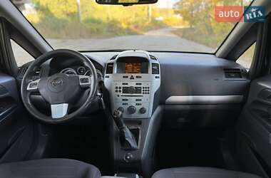 Мінівен Opel Zafira 2009 в  фото 12 Мінівен Opel Zafira 2009 в
