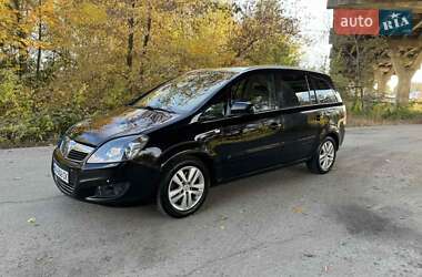 Мінівен Opel Zafira 2009 в  фото 17 Мінівен Opel Zafira 2009 в