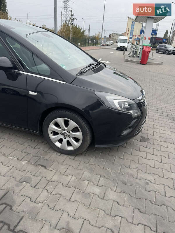 Минивэн Opel Zafira 2012 в Луцке