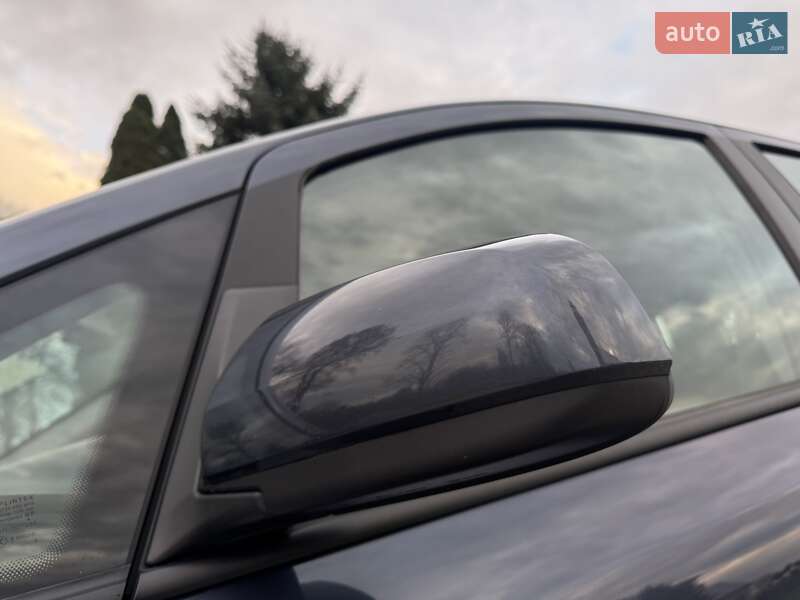 Минивэн Opel Zafira 2010 в Дрогобыче