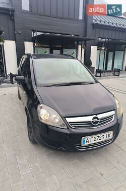 Минивэн Opel Zafira 2008 в Ивано-Франковске Минивэн Opel Zafira 2008 в Ивано-Франковске