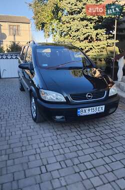 Мінівен Opel Zafira 2000 в Кам'янець-Подільському