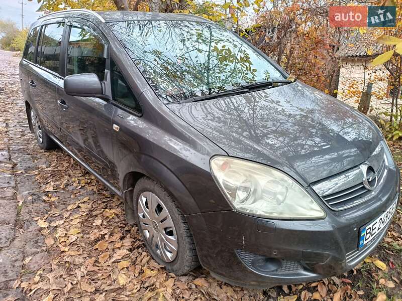 Opel Zafira 2011 Opel Zafira 2011