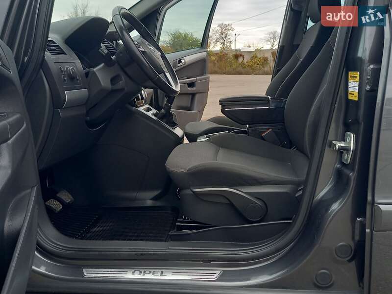 Минивэн Opel Zafira 2010 в Белой Церкви фото 24 Минивэн Opel Zafira 2010 в Белой Церкви
