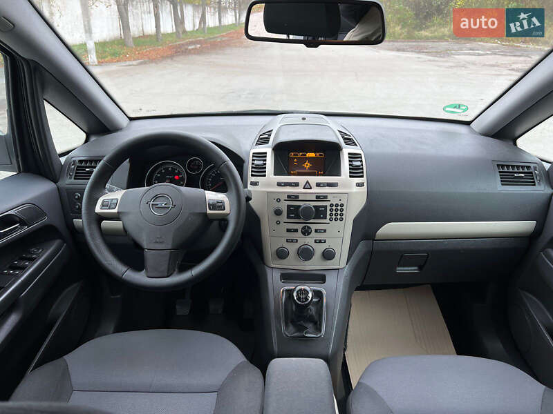 Мінівен Opel Zafira 2008 в Звягелі фото 25 Мінівен Opel Zafira 2008 в Звягелі