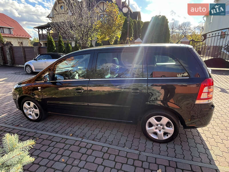 Мінівен Opel Zafira 2010 в Чернівцях фото 27 Мінівен Opel Zafira 2010 в Чернівцях
