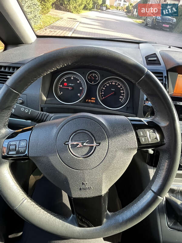 Мінівен Opel Zafira 2010 в Чернівцях фото 30 Мінівен Opel Zafira 2010 в Чернівцях