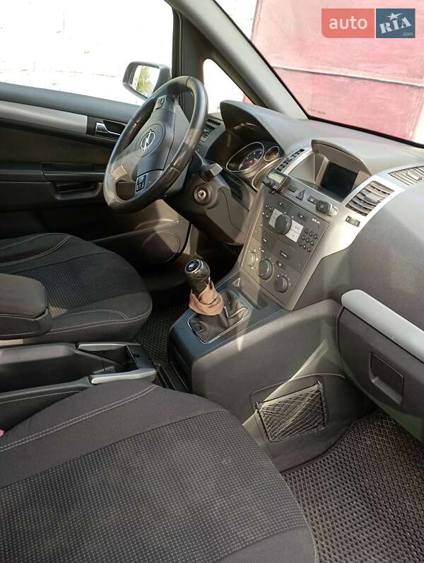 Мінівен Opel Zafira 2007 в Кагарлику фото 8 Мінівен Opel Zafira 2007 в Кагарлику