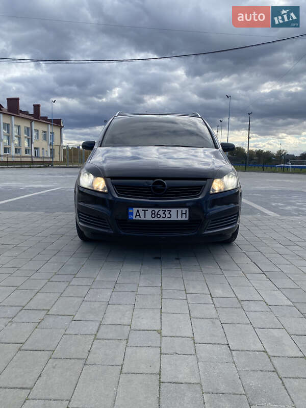 Opel Zafira 2006 Opel Zafira 2006