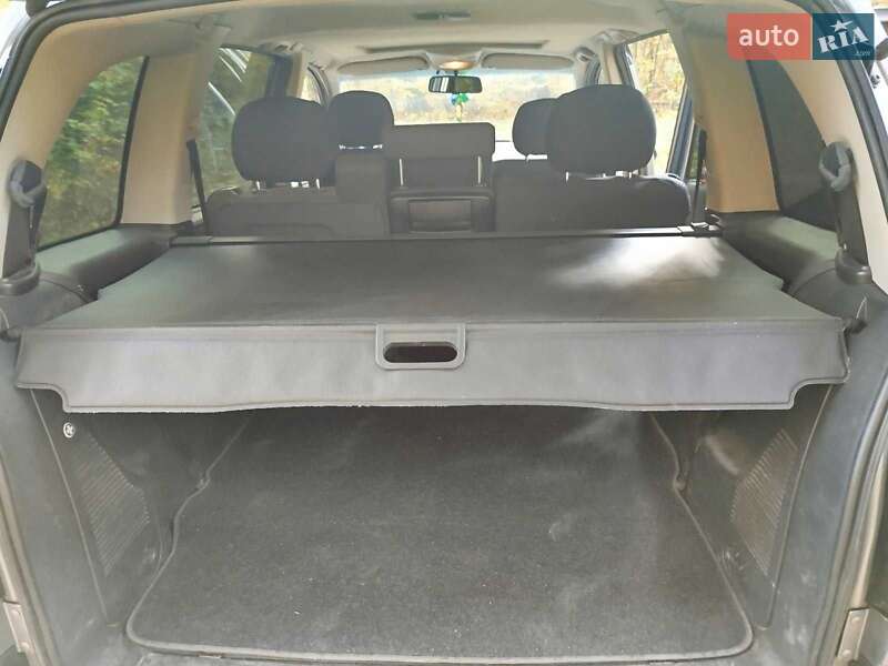 Минивэн Opel Zafira 2003 в Бориславе