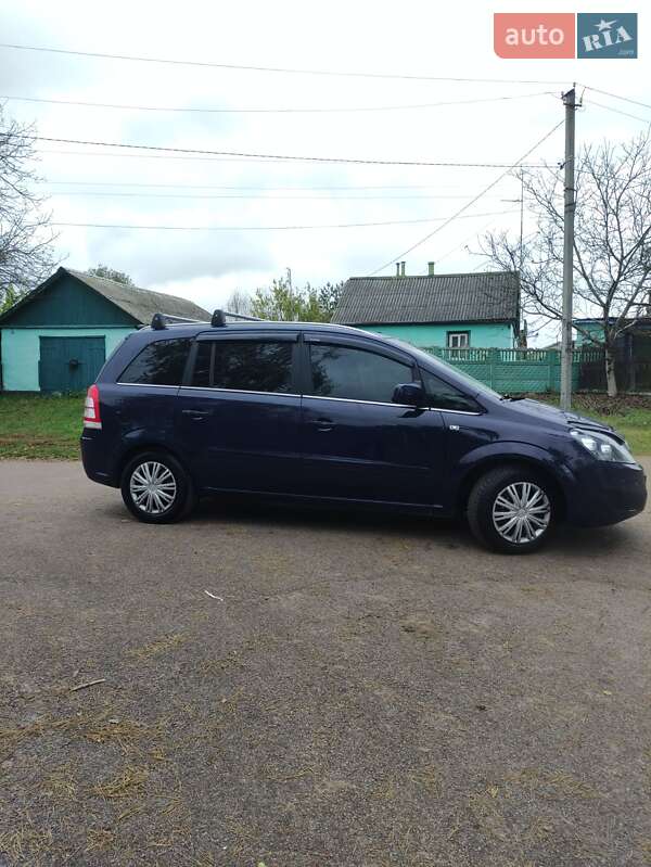 Минивэн Opel Zafira 2012 в Коростене фото 7 Минивэн Opel Zafira 2012 в Коростене