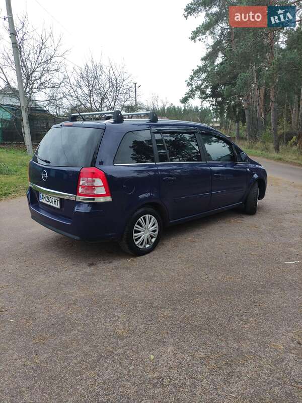 Минивэн Opel Zafira 2012 в Коростене фото 16 Минивэн Opel Zafira 2012 в Коростене