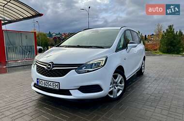 Мінівен Opel Zafira 2017 в Хмельницькому