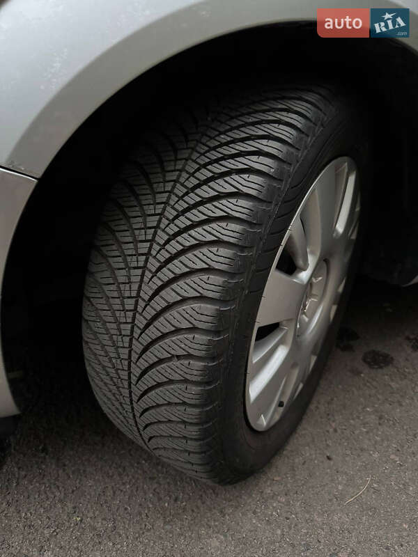 Минивэн Opel Zafira 2009 в Ровно фото 21 Минивэн Opel Zafira 2009 в Ровно