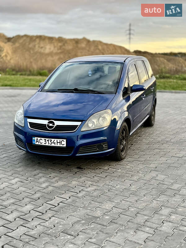 Минивэн Opel Zafira 2006 в Луцке фото 2 Минивэн Opel Zafira 2006 в Луцке