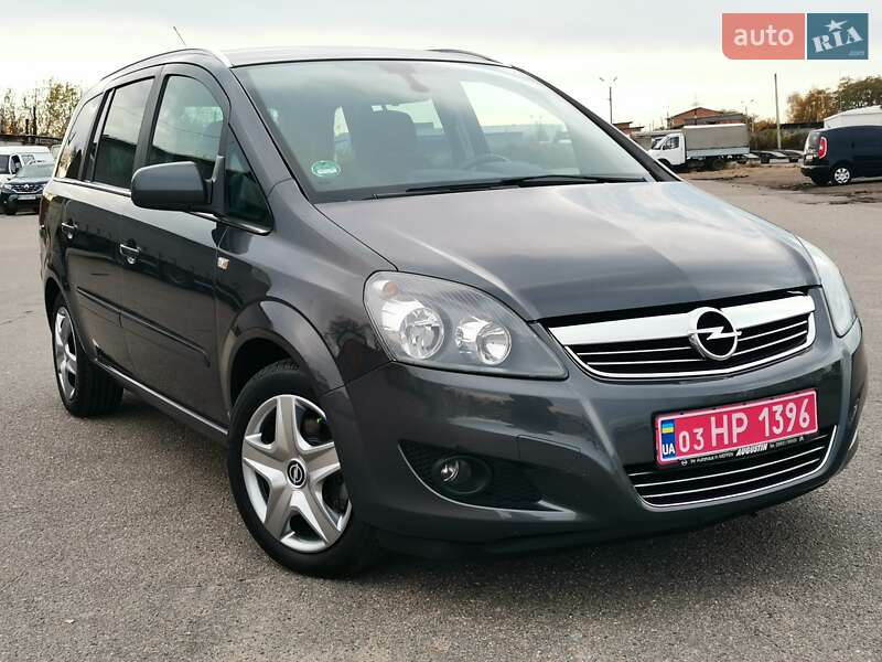 Opel Zafira 2012