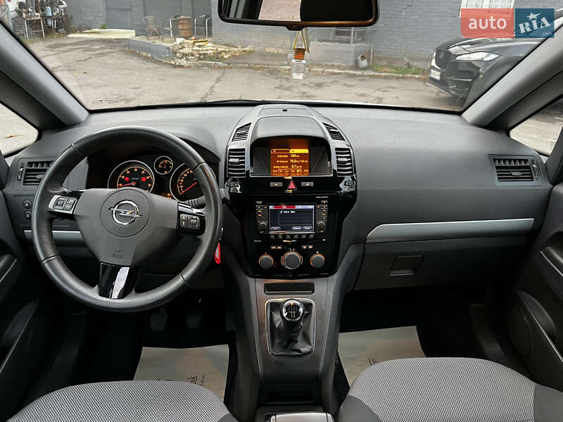 Минивэн Opel Zafira 2013 в Луцке фото 15 Минивэн Opel Zafira 2013 в Луцке
