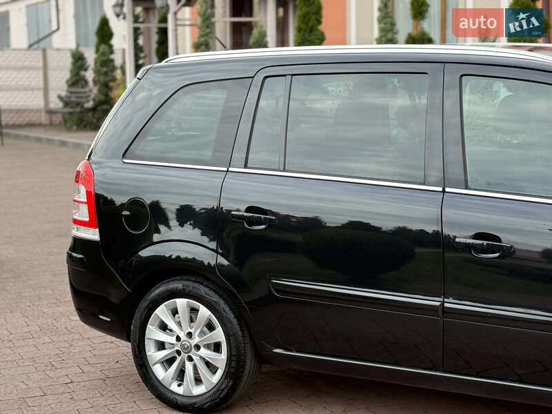 Минивэн Opel Zafira 2014 в Стрые